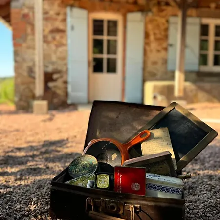 Tatil Evi Souvenir, Lenax